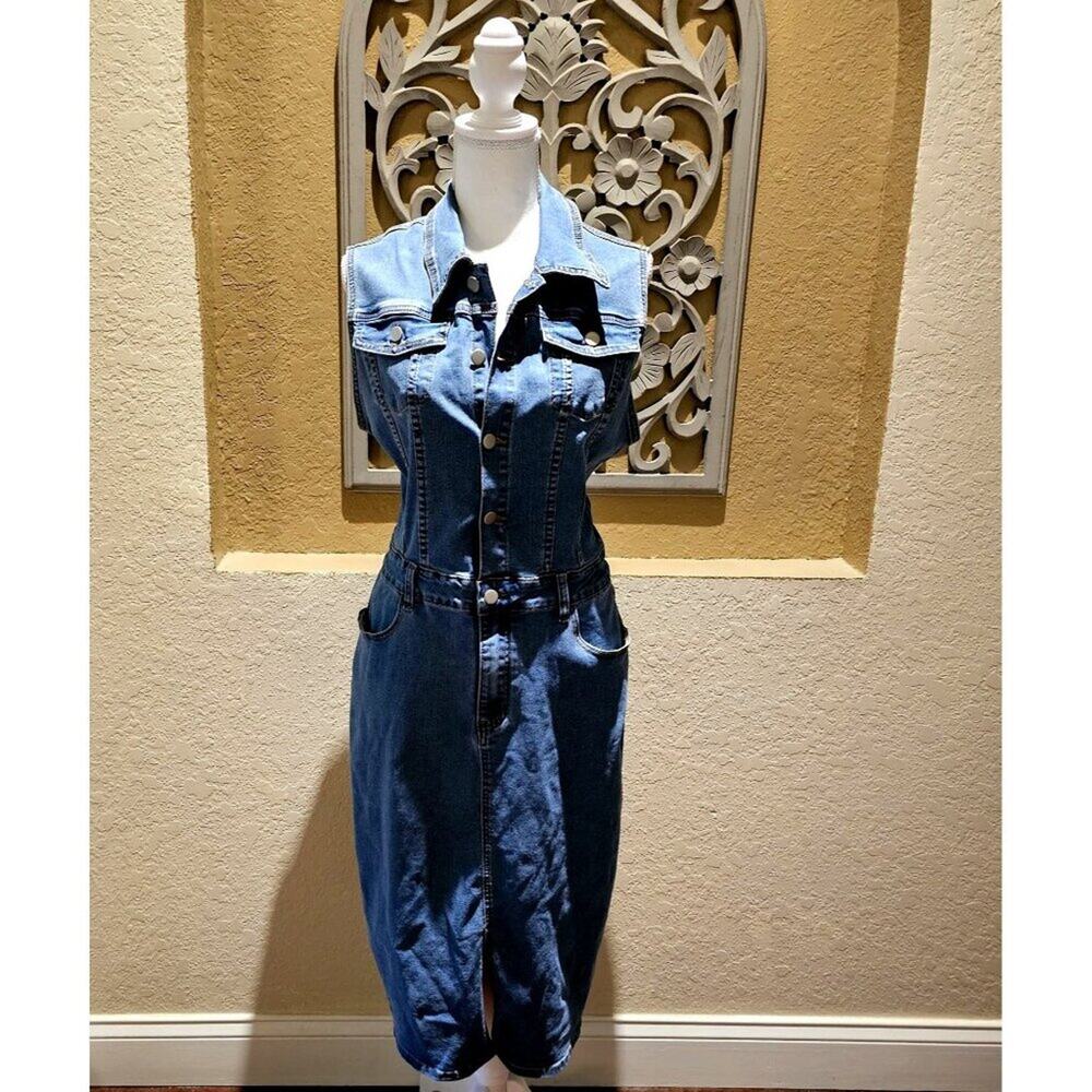 1990's Vintage Vibe Denim Button Down Double Pocket Trucker Blue Dress Size 14
